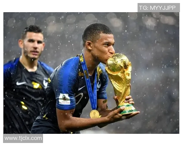 足球现役球星外号揭秘：从小跳蚤到葡萄牙闪电他们的代号背后故事